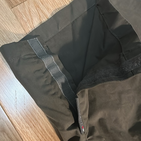 2000’s vintage Tommy Hilfiger parachute pants - Picture 6 of 8